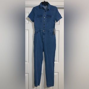 Haute Monde Women’s Denim. Flap Pocket Front Button Jumpsuit.